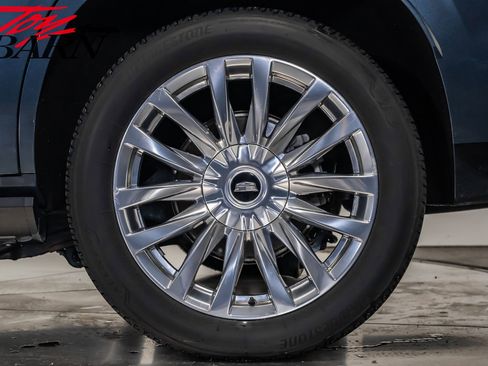 Used 2021 Cadillac Escalade Premium Luxury w/ Driver Assist Tech Package image 17