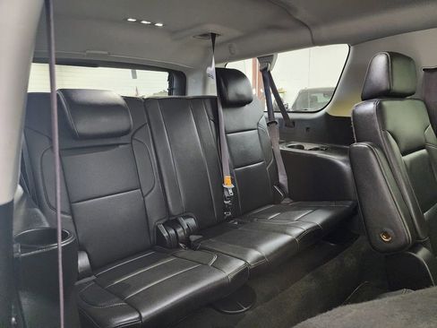 Used 2016 Chevrolet Suburban LTZ image 36