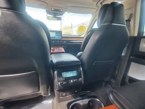 Used 2020 Lincoln Aviator Reserve w/ Equipment Group 202A image 24