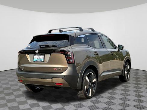 Used 2026 Nissan Kicks SR w/ Cold Weather Package AWD/4WD image 6