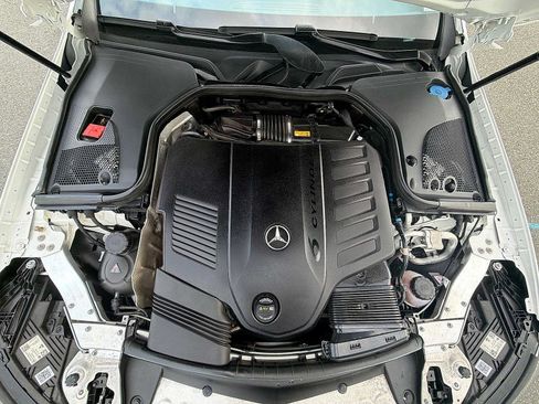 Used 2023 Mercedes-Benz E 450 4MATIC Cabriolet image 17