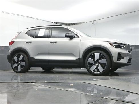 Certified 2024 Volvo XC40 Recharge Plus w/ Protection Package Premier image 30