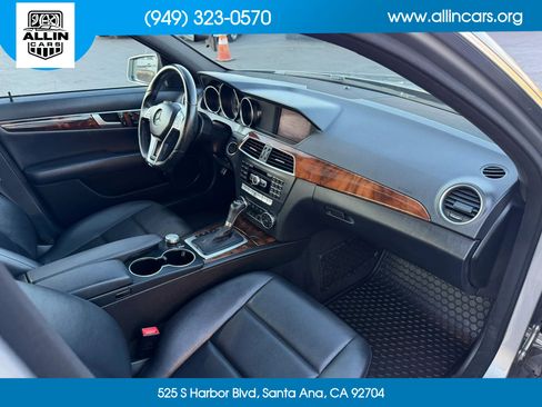 Used 2013 Mercedes-Benz C 300 4MATIC Sedan image 18