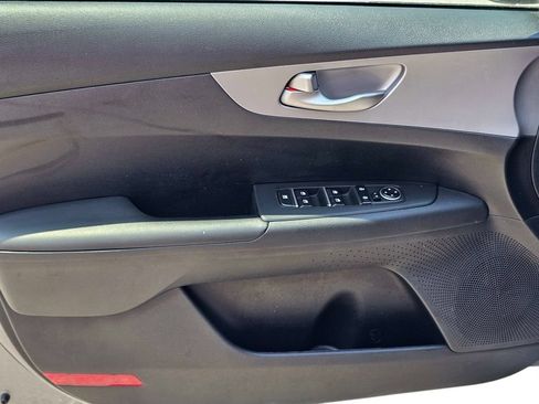 Certified 2024 Kia Forte LXS FWD image 14