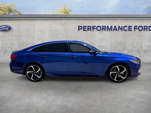 Used 2021 Honda Accord Sport image 6