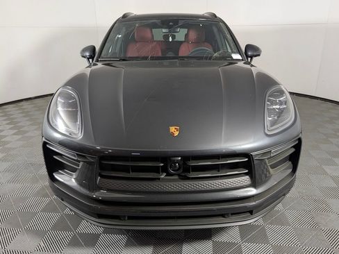 New 2026 Porsche Macan image 9