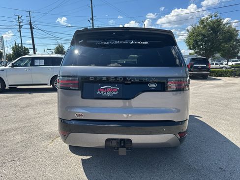 Used 2023 Land Rover Discovery S R-Dynamic AWD/4WD image 8