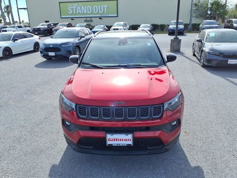 Used 2024 Jeep Compass Latitude w/ Altitude Special Edition image 4