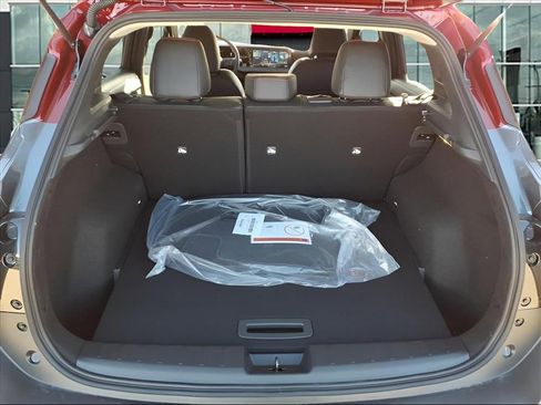 New 2026 Nissan Kicks SR image 12