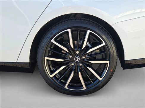 New 2025 Honda Accord Touring image 10