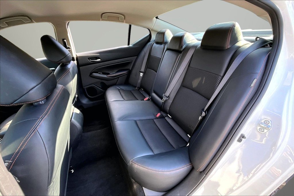 Used 2024 Nissan Altima 2.5 SR FWD image 26