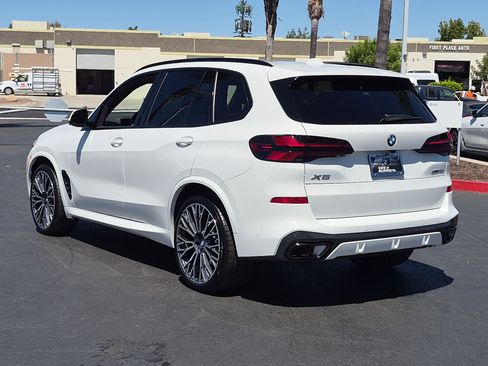Used 2026 BMW X5 xDrive40i w/ M Sport Package AWD/4WD image 8