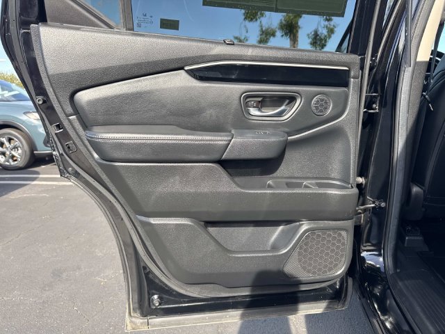 Used 2025 Honda Pilot Touring image 26