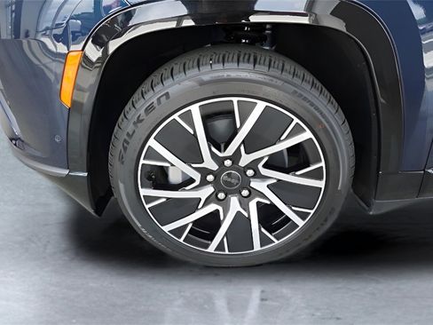 Used 2025 Jeep Wagoneer S Limited image 28