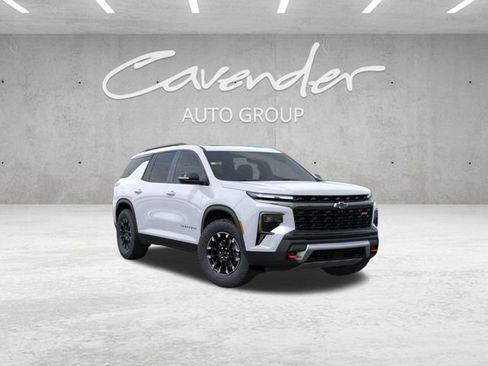 New 2026 Chevrolet Traverse Z71 w/ Driver Confidence Package AWD/4WD image 1