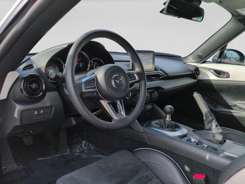 Used 2023 MAZDA MX-5 Miata Club w/ Weather Package RWD image 14
