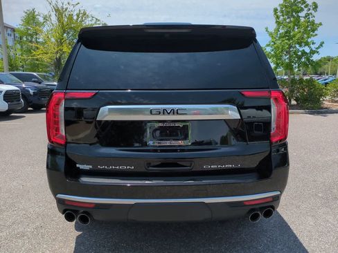 Used 2021 GMC Yukon Denali AWD/4WD image 5