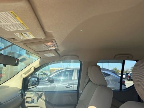 Used 2012 Nissan Frontier SV image 54