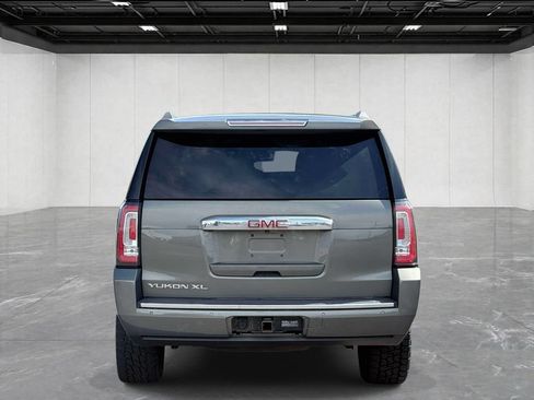 Used 2018 GMC Yukon XL Denali w/ Denali Ultimate Package AWD/4WD image 6