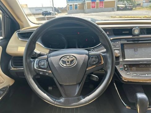 Used 2016 Toyota Avalon Touring FWD image 14