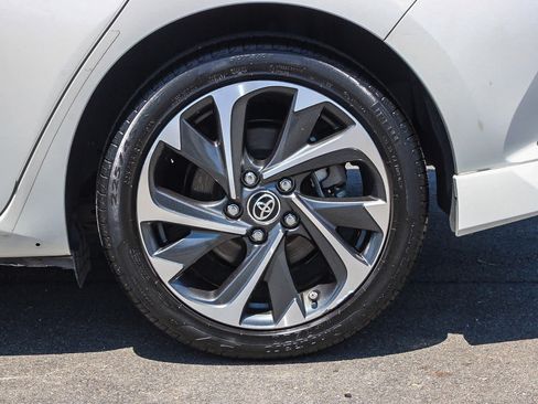 Used 2017 Toyota Corolla iM w/ Carpet Mat Package FWD image 10