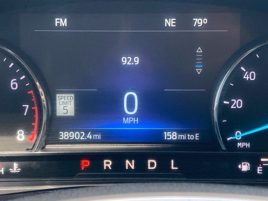 Used 2022 Ford Explorer XLT w/ Equipment Group 202A RWD image 18