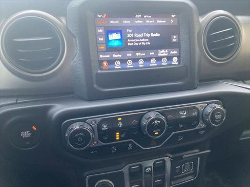 Certified 2020 Jeep Wrangler Unlimited Sport S image 15