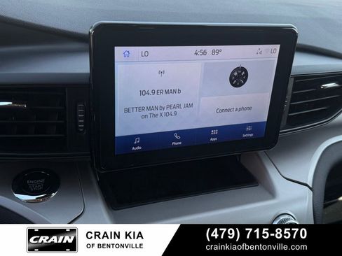 Used 2023 Ford Explorer XLT RWD image 15