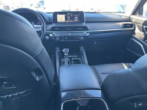 Used 2021 Kia Telluride EX w/ EX Premium Package image 17