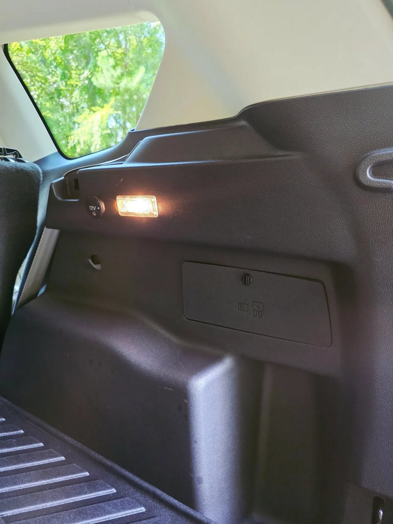 Used 2017 Ford Escape Titanium FWD image 35