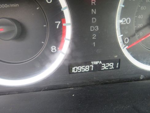 Used 2011 Honda Accord LX-P image 14