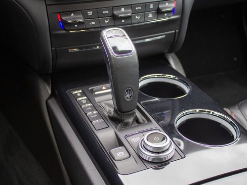 Used 2024 Maserati Ghibli Modena Q4 AWD/4WD image 21