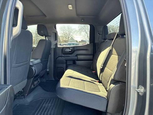 Used 2022 Chevrolet Silverado 1500 LT image 24