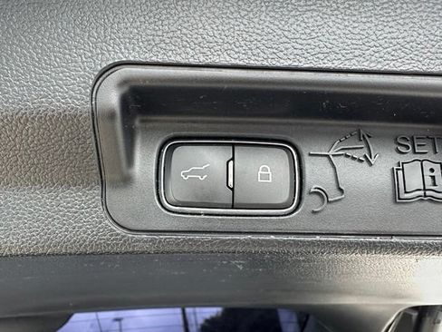 Used 2020 Ford Explorer ST w/ ST Street Pack AWD/4WD image 23