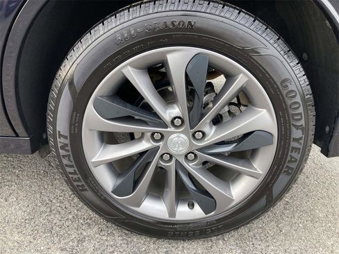 Used 2020 Buick Encore GX Essence w/ Experience Buick Package image 10