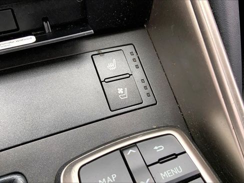 Used 2017 Lexus IS 200t F Sport image 31