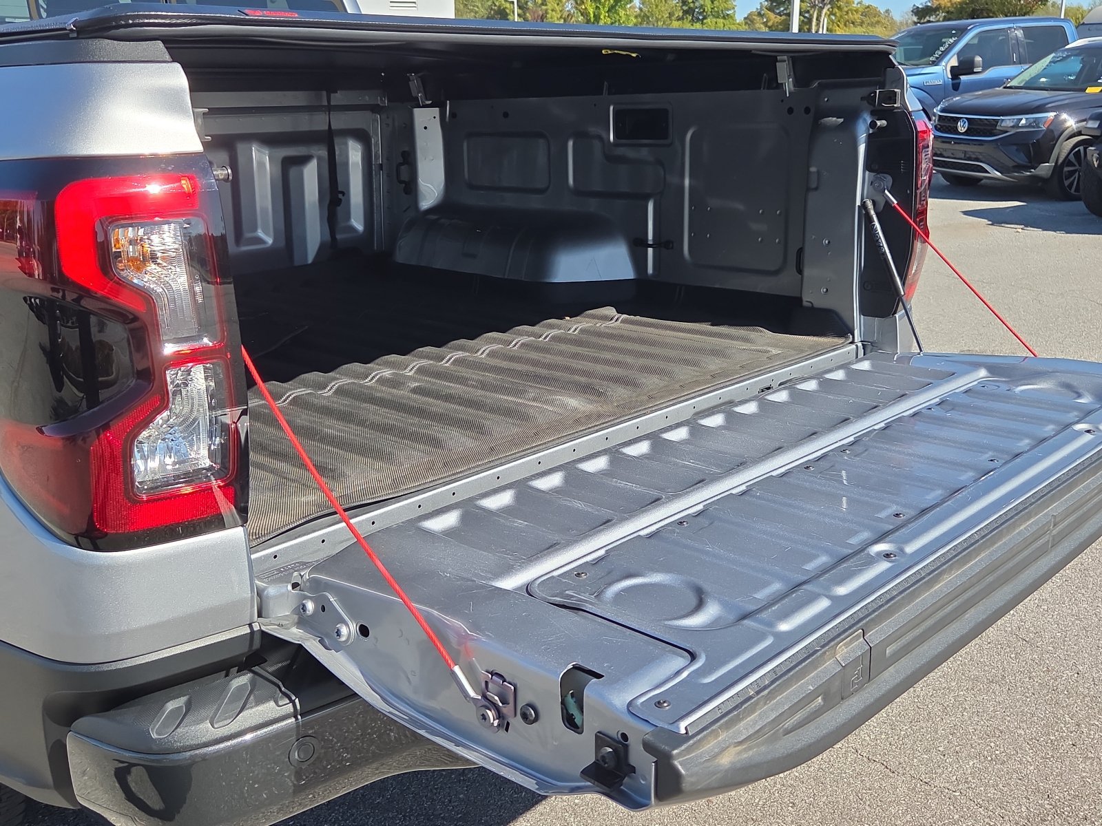 Used 2024 Ford Ranger XLT w/ Trailer Tow Package AWD/4WD image 9