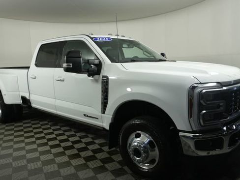 Certified 2025 Ford F350 Lariat w/ Lariat Ultimate Package AWD/4WD image 2
