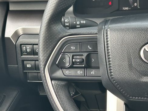 Certified 2026 Toyota 4Runner SR5 AWD/4WD image 23