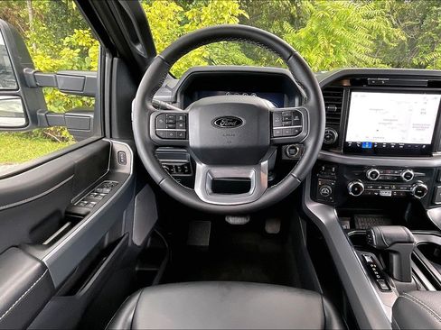Used 2025 Ford F150 XLT w/ Equipment Group 303A High AWD/4WD image 5