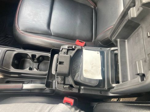 Used 2020 Jeep Wrangler Unlimited Rubicon w/ Dual Top Group AWD/4WD image 40