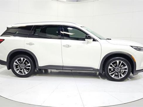 Used 2023 INFINITI QX60 Luxe w/ Vision Package AWD/4WD image 9