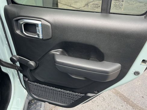 Used 2023 Jeep Wrangler Unlimited Sport AWD/4WD image 24
