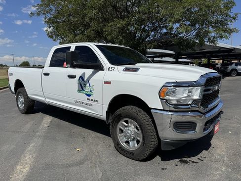 Used 2021 RAM 2500 Tradesman w/ Chrome Appearance Group AWD/4WD image 3