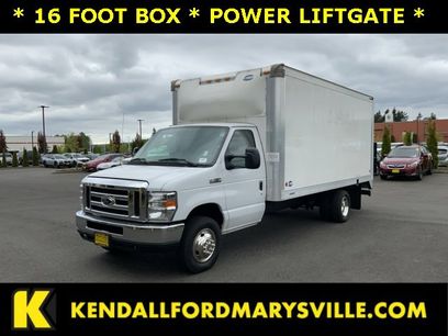 Used 2018 Ford E-450 and Econoline 450 Super Duty w/ Exterior Upgrade Package
