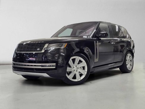 Used 2023 Land Rover Range Rover SE AWD/4WD image 1