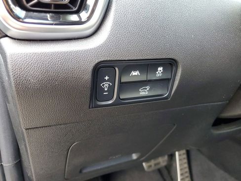 Used 2023 Kia Sorento SX image 10