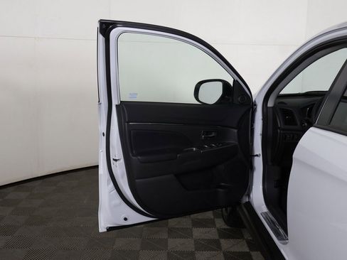 New 2026 Mitsubishi Outlander Sport SE image 17