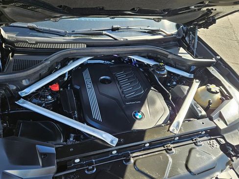 Used 2023 BMW X5 xDrive40i w/ Premium Package image 23