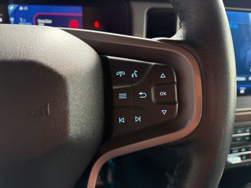 Used 2023 Ford Bronco Outer Banks image 22